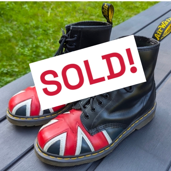 Dr. Martens Other - Dr Martens Boots Union Jack British Flag Unisex Men's 9 Women's 10